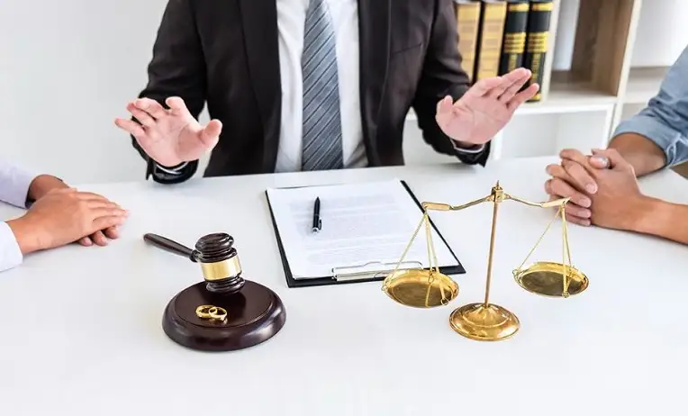 محامي طلاق في المدينة المنورة